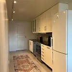 Charming At The Gateway To The Arctic Apartment *